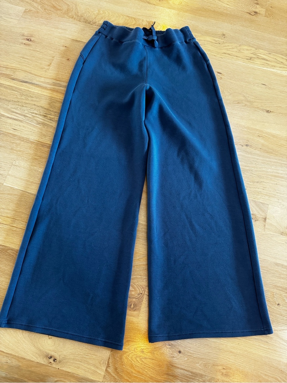 SPANX AirEssentials Wide Leg Pant blue size medium